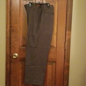 Pleat front dress pant